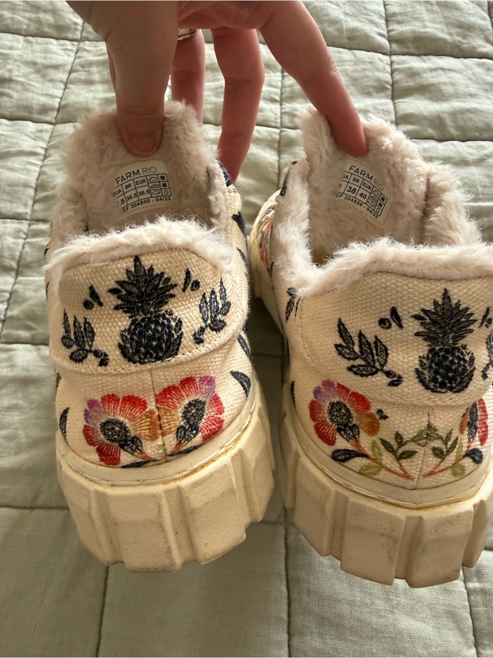Farm Rio Romantic Garden Platform Sneakers Floral Embroidered Fur Lined 38.5/40 - Picture 4 of 5